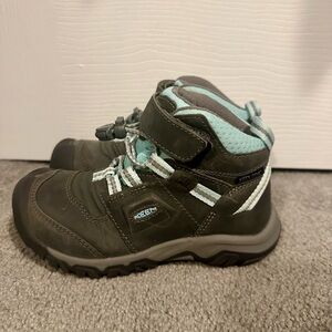 KEEN Kids' Gray and Teal Waterproof Hiking Boots